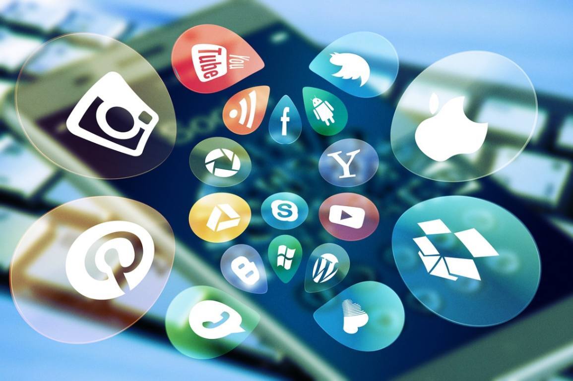 custom mobile apps in a mobile phone.
